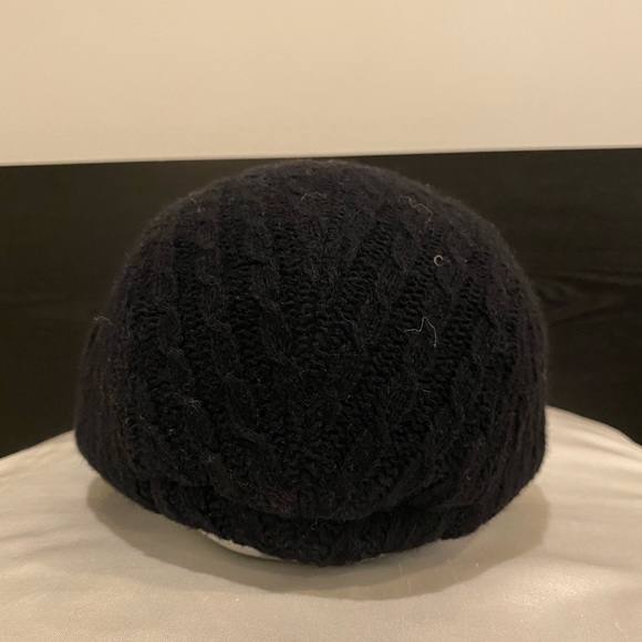 Supreme fitted cable knit camp cap. Black, size medium/large used. - Picture 4 of 6